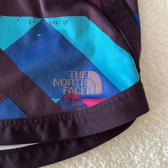 The North Face Flash Dry Shorts - Picture 8 of 8